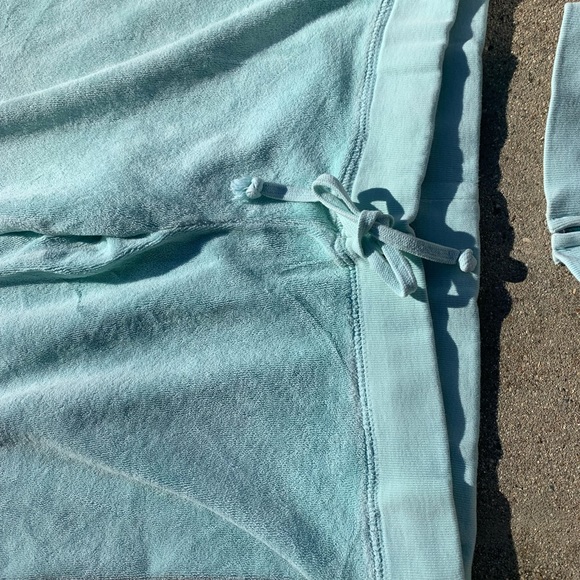 Juicy Couture Y2K lot!!!!!! 5 vintage hoodies and 2 terry cloth pants!!!!! 🥰🔥 - Picture 10 of 16